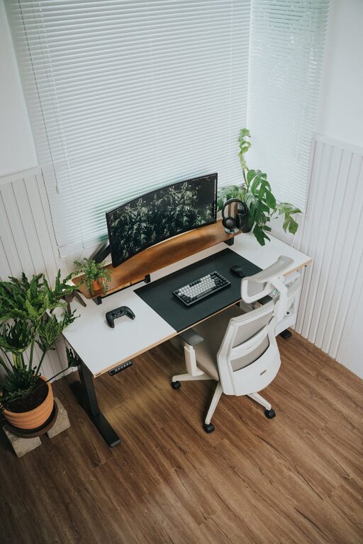 Tips for Creating a Productive and Comfortable Home Office Environment